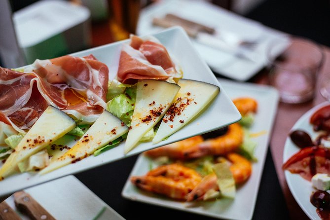 The 10 Tastings of Valencia With Locals: Private Food Walking Tour - What “10 tastings in 3 hours” really means for your appetite