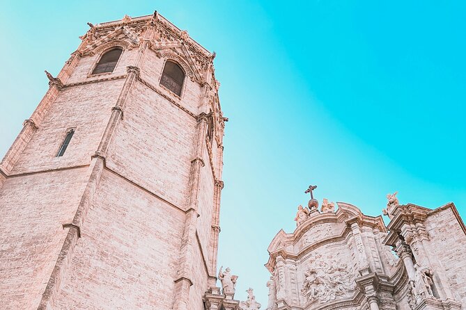 The Essentials of Valencia in a Guided Tour - La Lonja de la Seda: UNESCO context that makes the building easier to love