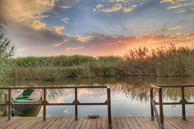 The Original Albufera Tour: Barraca, Boat Ride & Local Guide - Electric boat ride at sunset: quiet water, real atmosphere, and colder air than you expect