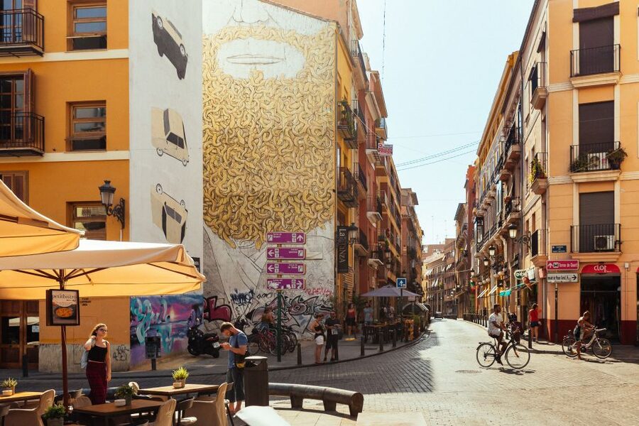 Valencia: 1.5-Hour Private Kick-Start Tour with a Local - Who This Tour Suits Best (and Who Should Skip It)