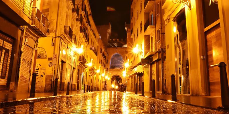 Valencia: 1 Hour Segway Tour at Night - Getting on a Segway: what to expect from the experience format