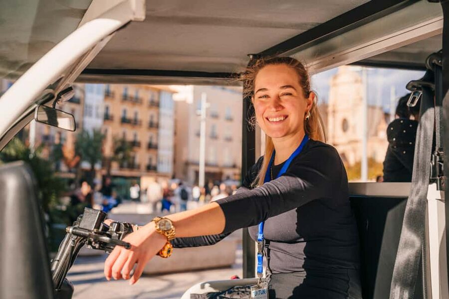Valencia: 2-hour City Highlights Guided Tour by Tuk Tuk - Plaza de Toros, Central Market, and Torres de Quart: The Final Loop That Sticks