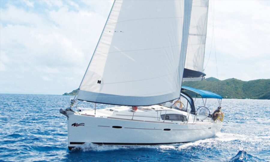Valencia: 2-Hour Private Boat Cruise - Languages and Captain Style: Small Details That Improve the Ride