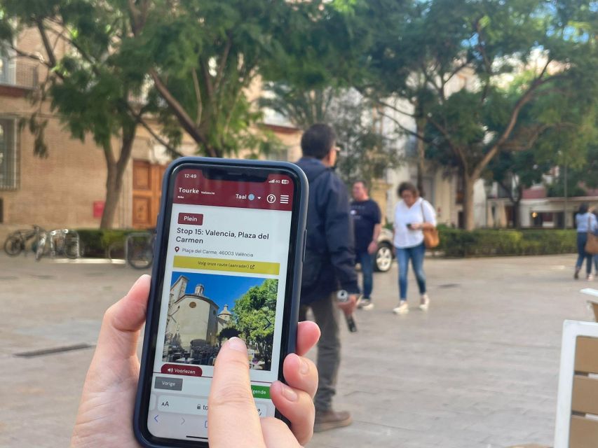 Valencia: 2-in-1 Biking and Walking Audio-Guided Route - Beach and Benimaclet legs of the biking route