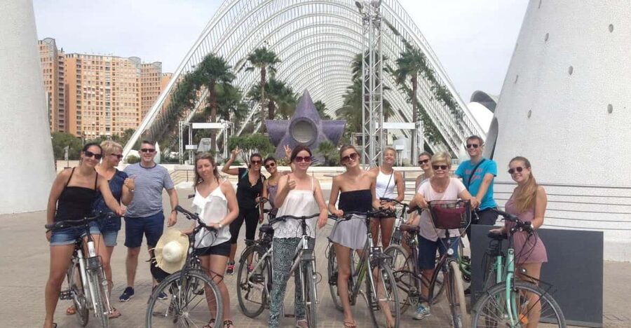 Valencia: 3-Hour City Bike Tour - Three hours in Valencia: why this bike format works