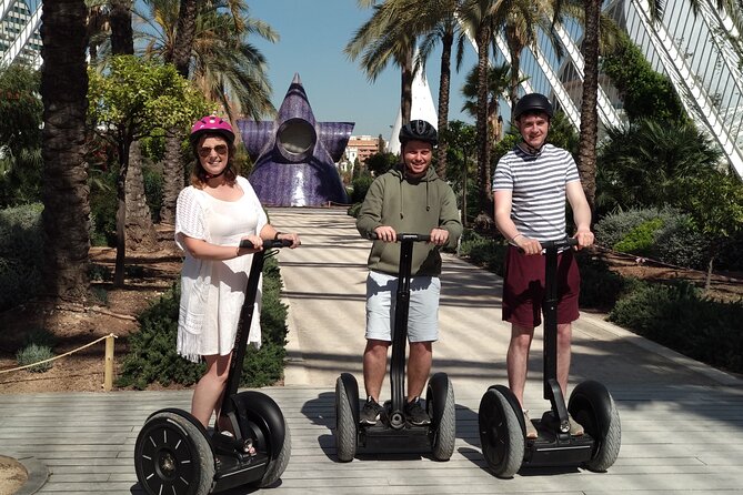 Valencia 3 Parks Private Segway Tour. - Stop 3: Cabecera Park, a family-friendly lake moment