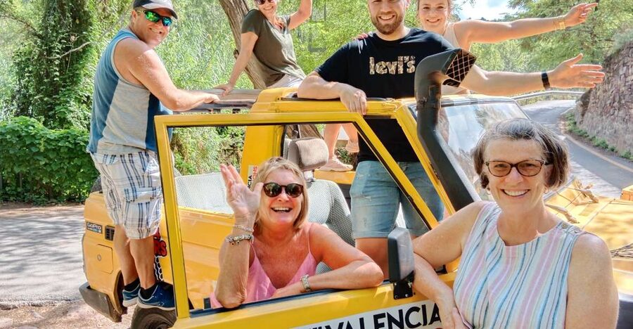 Valencia: Albufera Jeep and Boat Tour - Driving Options: Manual Jeep Rules and What They Mean for You