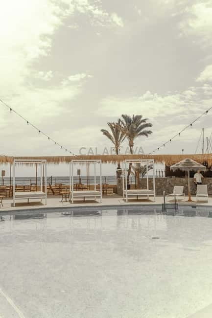 Valencia:Alquiler barco sin licencia PoblaFarnals+Beach Club - What Happens If Weather Turns Rough (It Will, Sometimes)