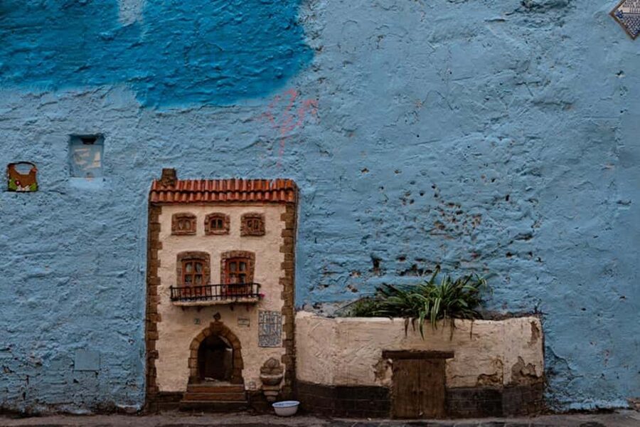 Valencia: An alternative tour of El Carmen - Carrer dels Cavallers and Torres de Quart: where aristocracy meets street scenes