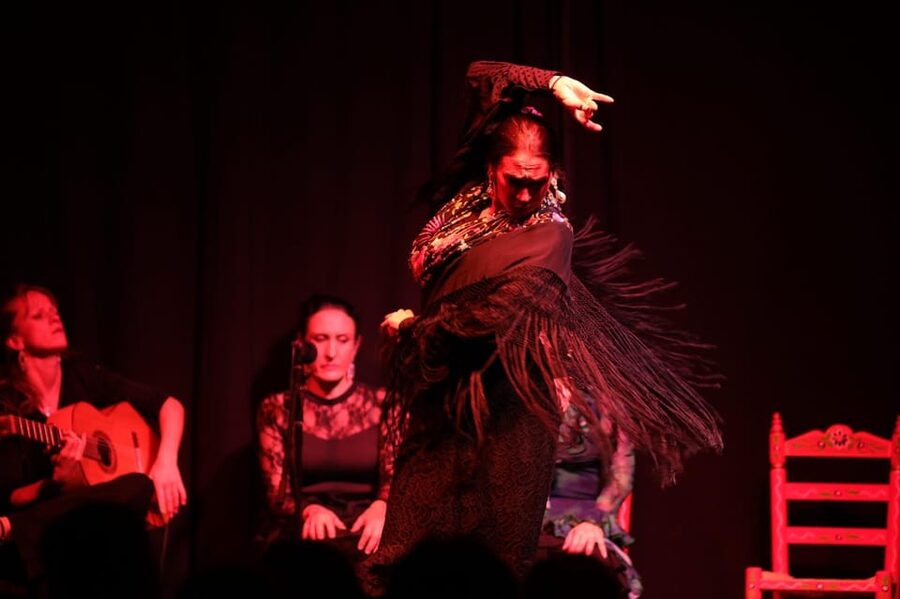 Valencia: Authentic Flamenco Show Entry Ticket - Ca Revolta Theater: why this flamenco feels personal in Valencia
