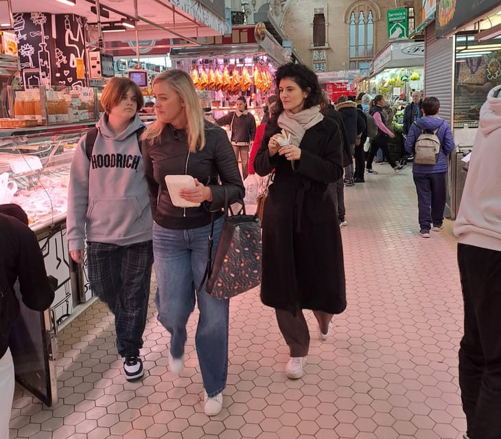Valencia: Authentic Tapas & Drinks with a Local - Why this Valencia tapas tour feels different than a basic food crawl