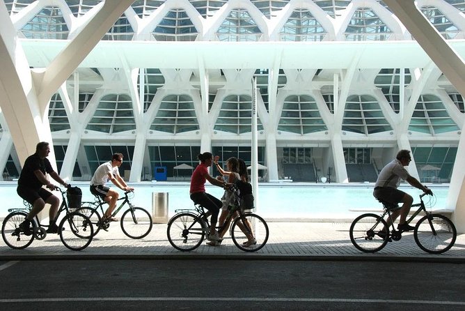 Valencia Bike or Segway Tour - Getting to the marina: a different Valencia feeling