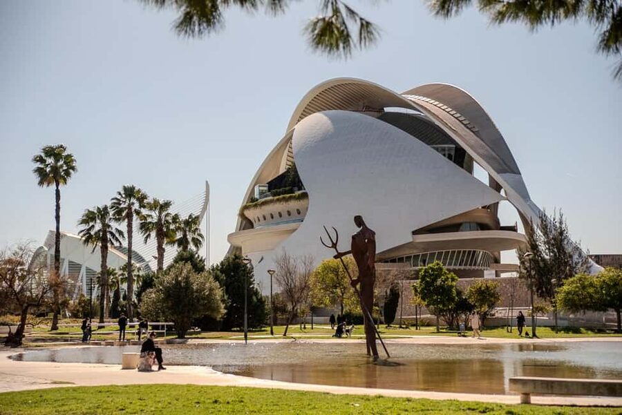 Valencia Bike Tours: City Highlights - Guides Alex and Niels: What Makes the Narration Actually Useful