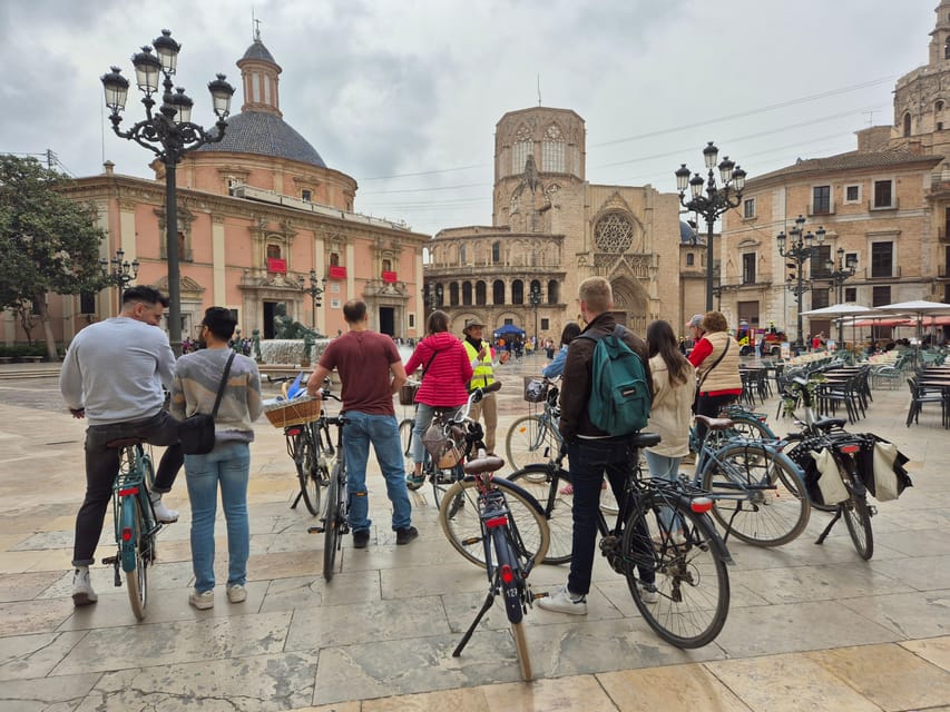 Valencia, Biketour of all the city with a local guide - Plaza de la Verge, Plaza de la Reina, and the Big Squares You’ll Want to Photograph