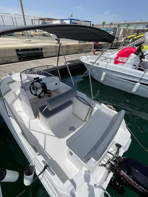 Valencia: Boat Rental Without License - The boating part: how the no-license setup works in practice