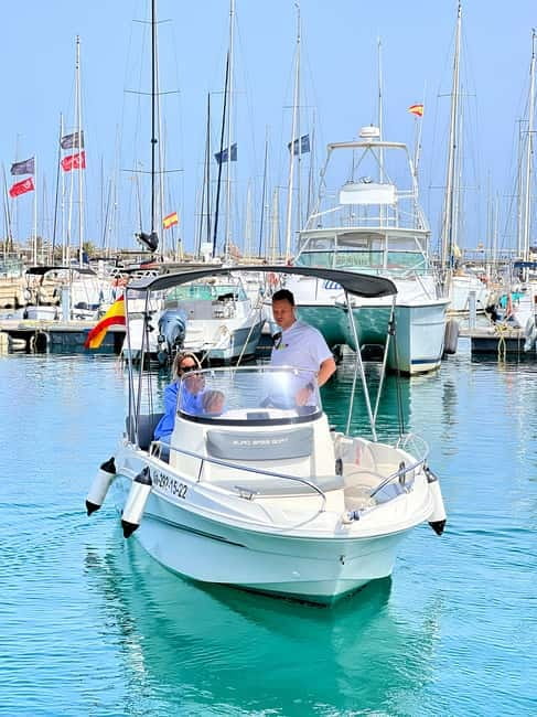 Valencia: Boat Rental Without License - What’s included vs. what you must bring