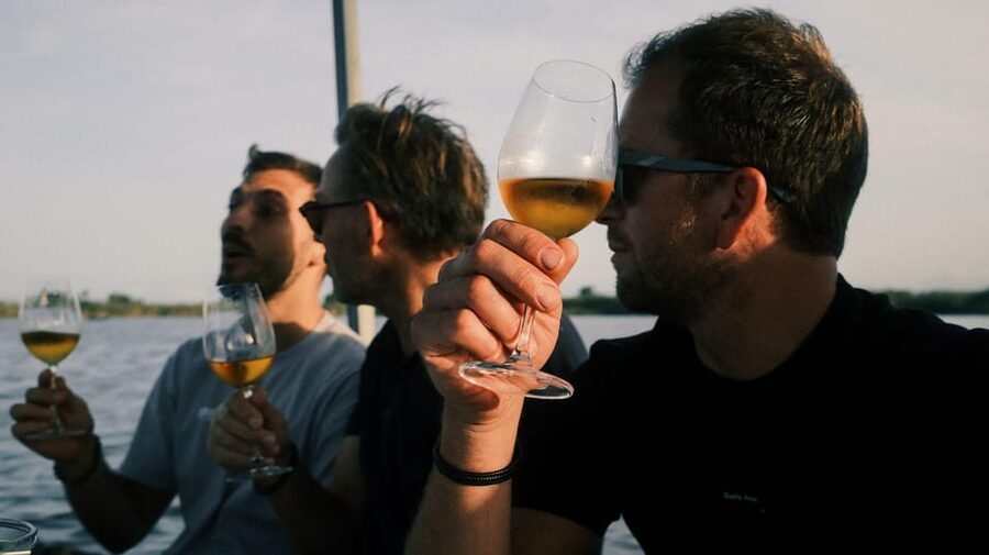 Valencia: Boat Ride with Valencian Wine Tasting & Tapas - Sunset Time: Weather Tips That Keep the Night Comfortable