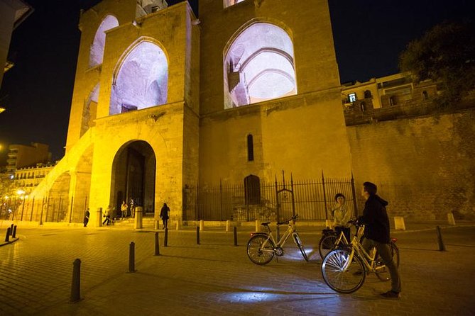 Valencia By Night Bike Tour - The Meeting Point: Where to Start in Ciutat Vella