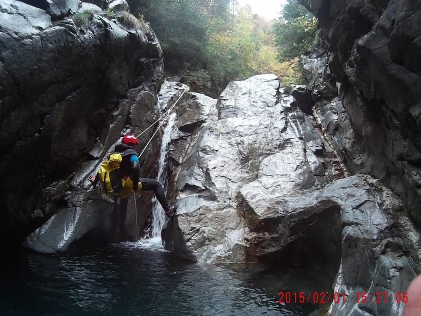 Valencia Canyoning. Experience for everyone - Gear, What’s Included, and What You Should Bring (Without Overthinking)