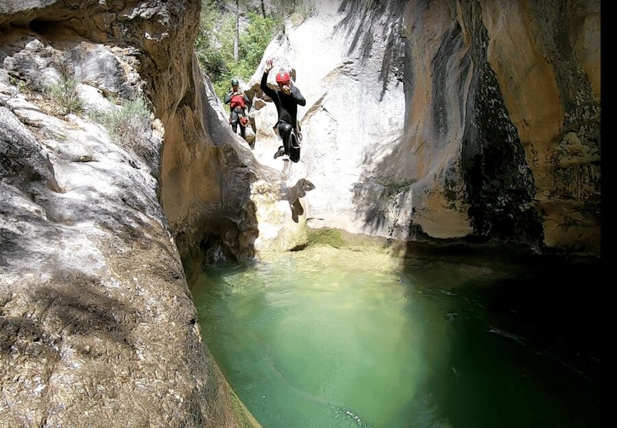 Valencia: Canyoning Half-Day Adventure Tour - Canyoning in the Valencian Community: what this half-day really gives you