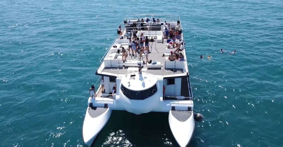 Valencia: Catamaran Cruise, Paella Lunch and Swim Stop - A 2.5-Hour Valencia Sea Day for Paella Lovers