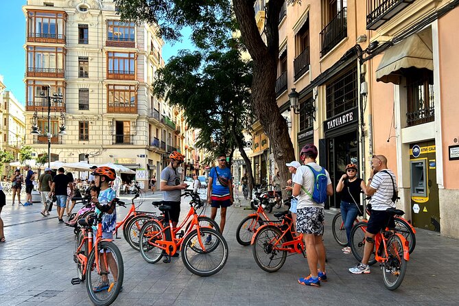 Valencia City Highlights in Guided Bike or E-Bike Tour - Torres de Serranos, Ciutat Vella, and the Turia Park reset