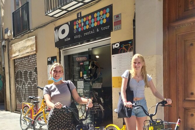 Valencia City MO'Bike Tour - Plaza de la Virgen + Valencia Cathedral area