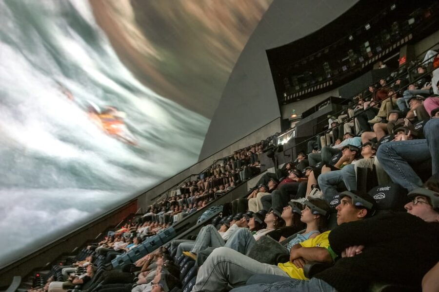 Valencia: City of Arts and Science 3D Movie at Hemisfèric - Who should book this Hemisfèric 3D show