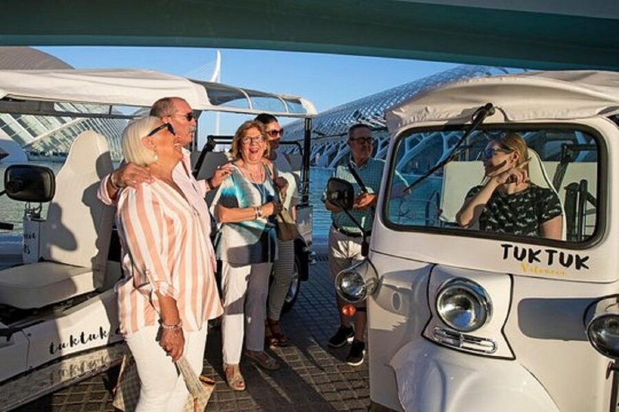 Valencia: Complete Tuk-Tuk Tour Around the City - Old Valencia: Torres de Quart and Torres de Serranos without the long walk