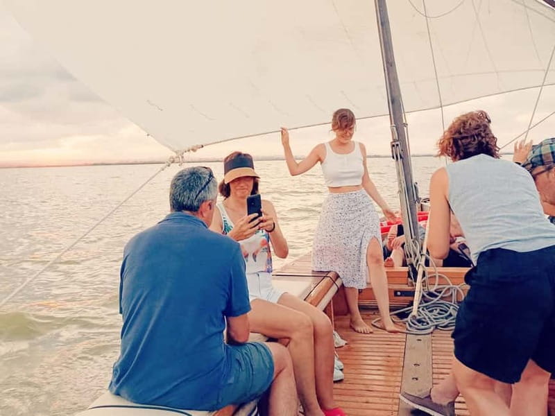 Valencia: Epic Albufera Sunset adventures and fun - Where the Adventure Starts: Valencia Pickup and Timing Before Sunset