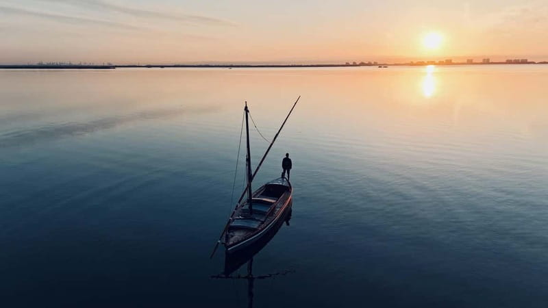 Valencia: Epic Albufera Sunset adventures and fun - Cruising the Canals Between Rice Fields: The Quiet Part Everyone Loves