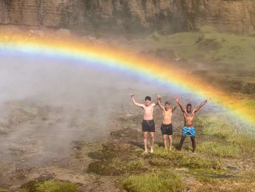 Valencia: Epic Waterfalls and Montanejos Swimming Experience - Lunch choices: village meal or a calm break at the retreat