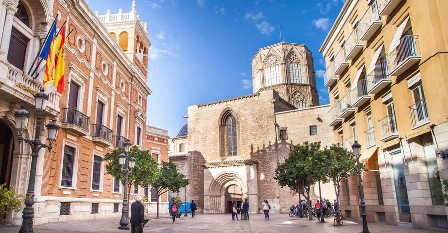 Valencia: Essentials and World Heritages Sites Walking Tour - Key highlights worth the time