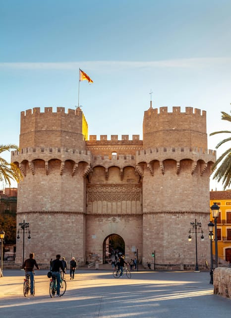 Valencia: Essentials Bike Tour from Ruzafa - Price and value: does $29 hold up for 2 hours?