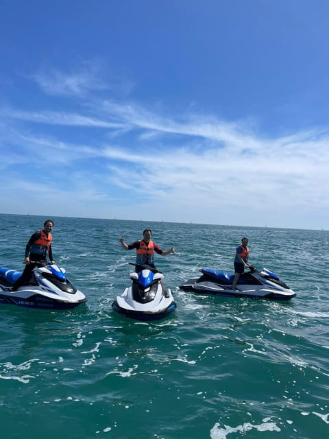 Valencia: Excursión en Moto de Agua + Paddle Surf - On the water in Valencia: routes, waves, and instructor-guided confidence