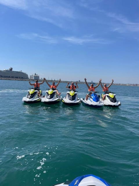 Valencia: Excursión en Moto de Agua + Paddle Surf - Price and who this $106-per-group setup fits best