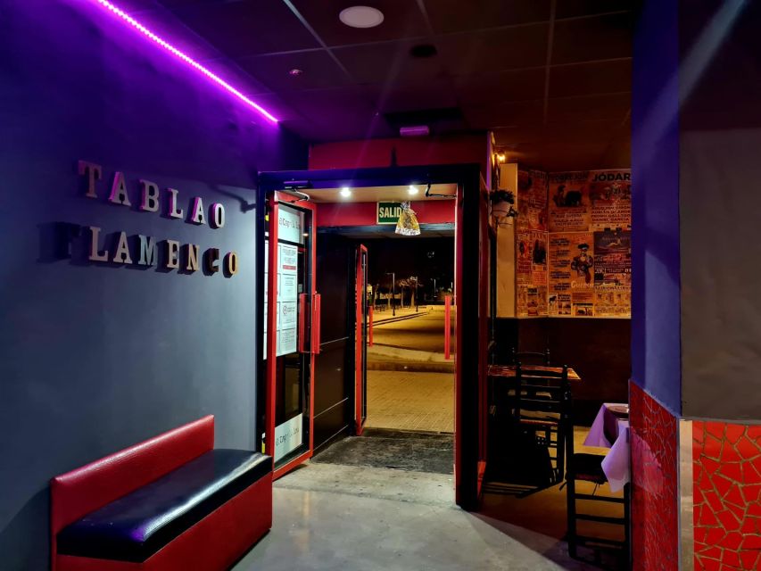 Valencia: Flamenco at Toro y La Luna with optional Dinner - The dinner part: Spanish comfort food that actually fits the flamenco night