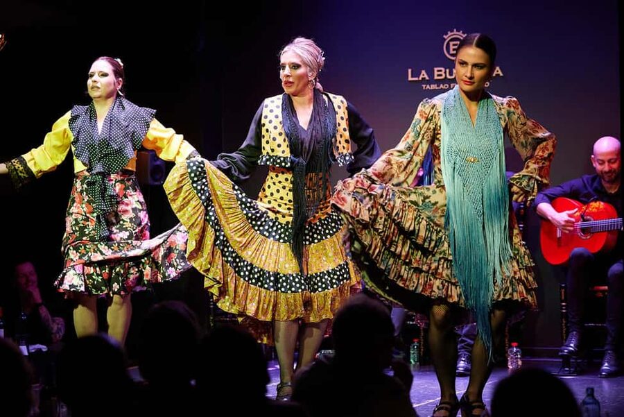 Valencia: Flamenco Show with Dinner at La Bulería - The Dinner Before the Dancing: What You’ll Eat (and How It Flows)
