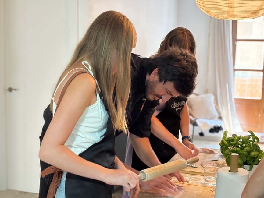Valencia: Fresh Pasta Workshop with Lunch/Dinner in the Center - Should you book this fresh pasta workshop in Valencia?