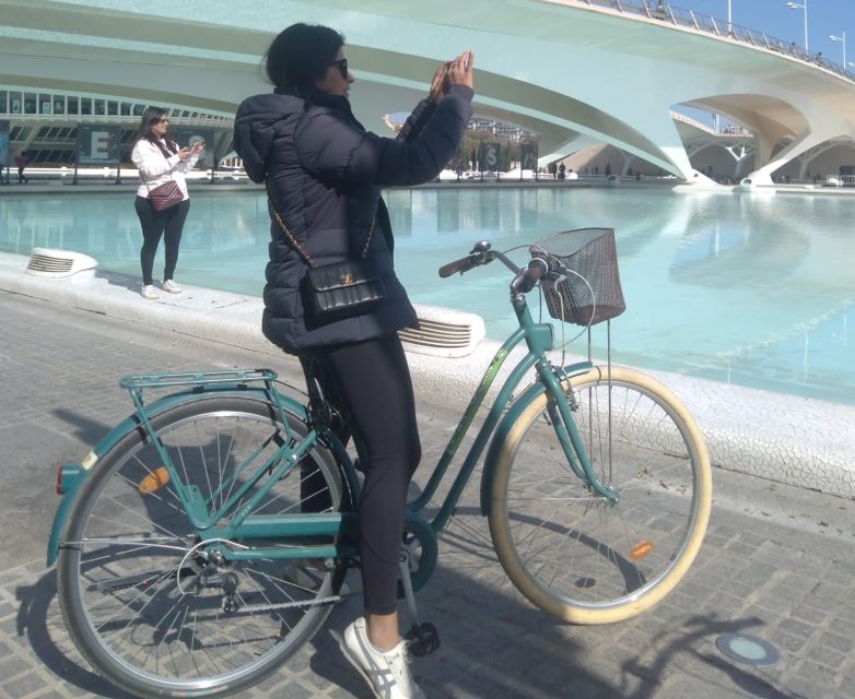 Valencia: Full-Day Bike Rental - Locks, paperwork, and the small frictions worth planning for