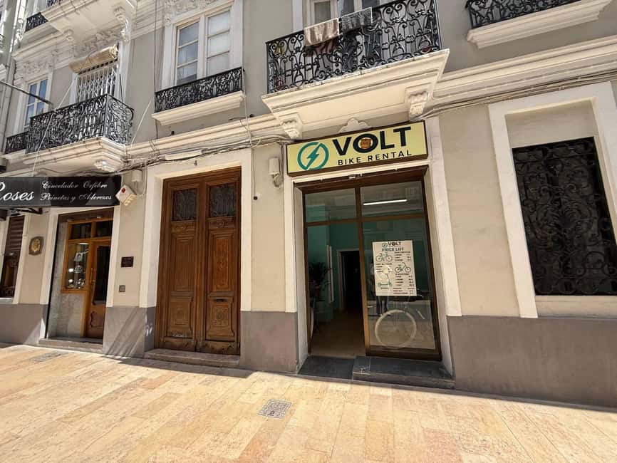 Valencia: Full-Day Bike Rental (9:30AM - 18:30PM) - Renting in Valencia: pickup near the center and a tight riding window