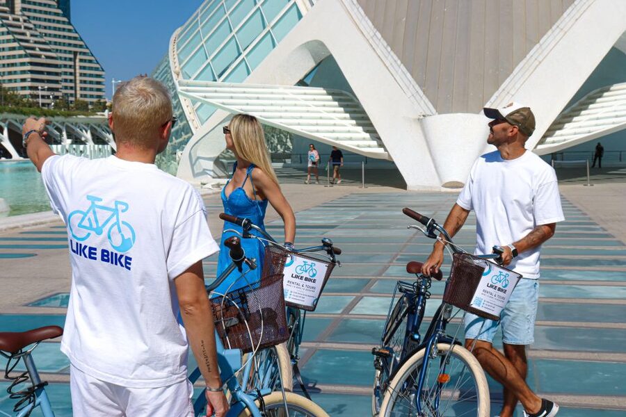Valencia Guided Bike Tour in small group or Private - Key things I’d note before you book