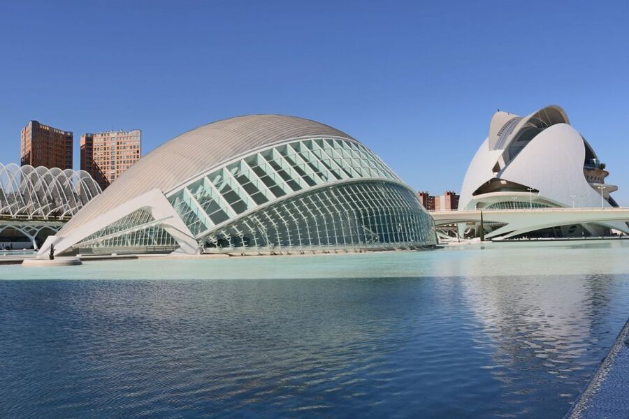 Valencia: Guided City Walking Tour with Tapas Tastings - Price and value: is $161 worth it for 2 hours?