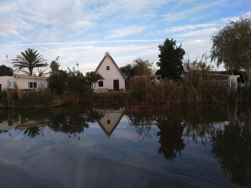 Valencia: Guided Lake Albufera Boat Ride and Barraca Tour - Key things that make this tour worth your time