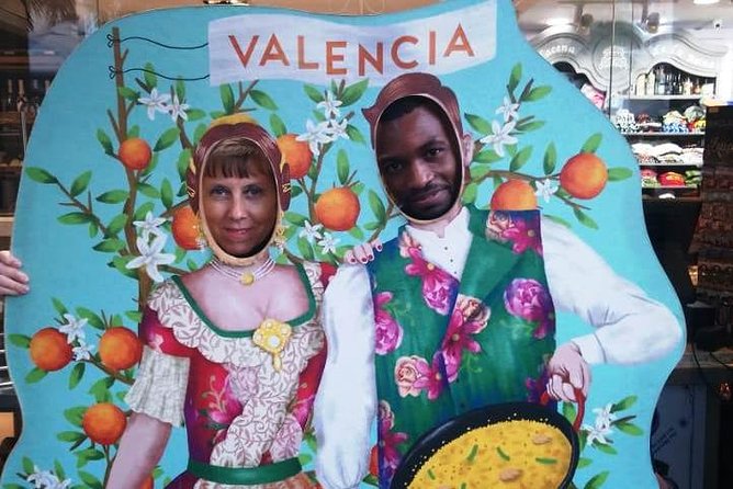 Valencia guided tours - walking tours - - Mercat Central de Valencia: a modernist market with a parrot weathercock