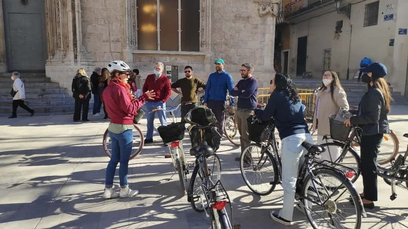 Valencia: Highlights Bike Tour with a Guide - Key highlights worth getting excited about