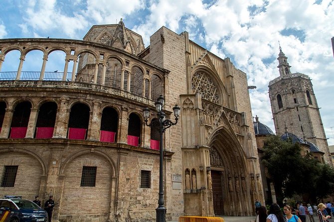 Valencia Highlights with Private Vehicle (Private Tour) - Stop 2: Centre Arqueologic de L’Almoina and the Roman City Underfoot