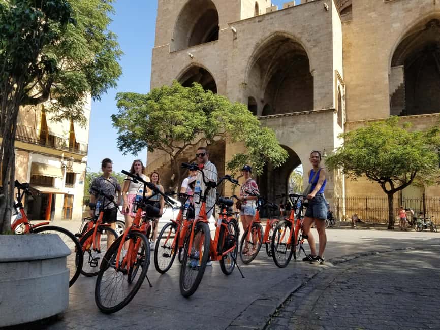 Valencia: Immersive Bike & E-Bike Storytelling Tour - Plaza de Toros to Plaça de la Verge: Easy Riding, Strong Context