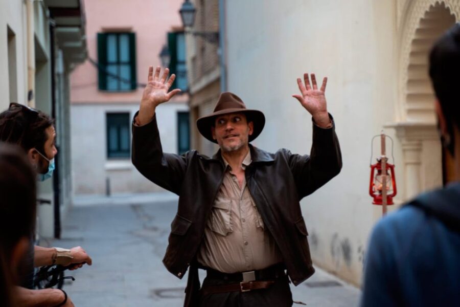 Valencia: 'Indiana Jones and the Holy Grail' Walking Tour - Street stories, local myths, and the alligator-and-haunted-house vibe