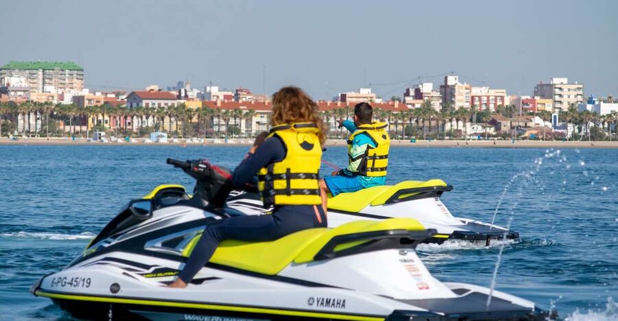 Valencia: Jet Ski Tour + Paddle Surf + Photos + Free drink - Choosing 30 Minutes vs 1 Hour on the Water